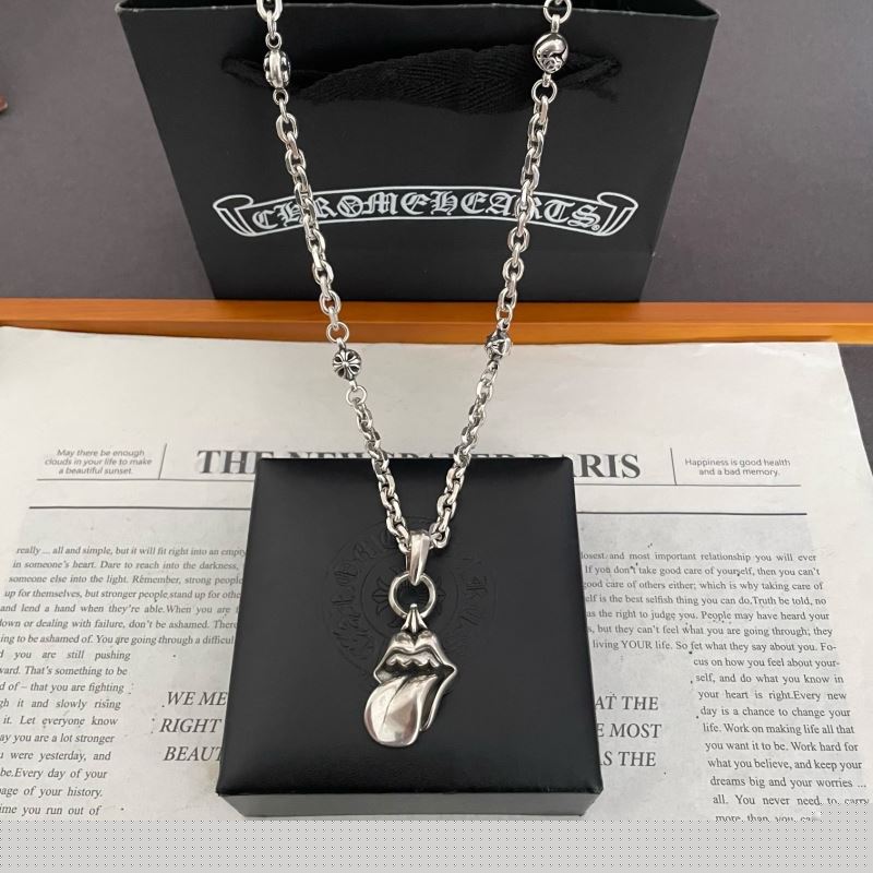 Ch**me He**ts necklaces